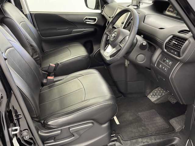 日産 セレナ ハイウェイスター 大分県 2016(平28)年 13.5万km ダイヤモンドブラック プロパイロット/・アダプティブクルーズコントロール/・レーンキープアシスト/BOSEスピーカー/パーキングアシスト/純正エアロ/フリップダウンモニター/純正9インチSDナビ/フルセグ/BT/DVD/SD/アラウンドビューモニター/デジタルインナーミラー/コーナーセンサー/衝突軽減ブレーキ/社外ドライブレコーダー/ビルトインETC/合否クロシート/サイドバイザー/純正フロアマット/保証書/取扱説明書/スペアキー