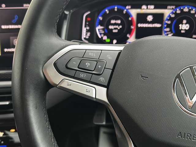フォルクスワーゲン ＶＷ ポロ TSI アクティブ 埼玉県 2022(令4)年 0.8万km パープル メーカーナビ /ETC2.0 /バックカメラ/ドラレコ　/クルーズコントロール　/プッシュスタート　/ドアバイザー　/電格ミラー　/ステアリングスイッチ　/パーキングアシスト　/パドルシフト　/LEDライト　/オートライト　
