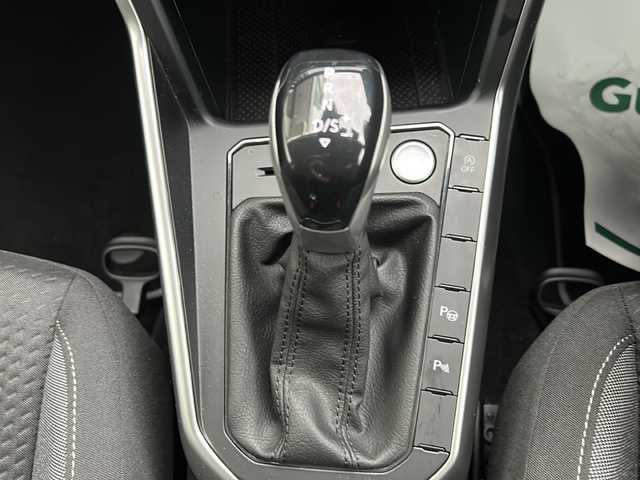 フォルクスワーゲン ＶＷ ポロ TSI アクティブ 埼玉県 2022(令4)年 0.8万km パープル メーカーナビ /ETC2.0 /バックカメラ/ドラレコ　/クルーズコントロール　/プッシュスタート　/ドアバイザー　/電格ミラー　/ステアリングスイッチ　/パーキングアシスト　/パドルシフト　/LEDライト　/オートライト　