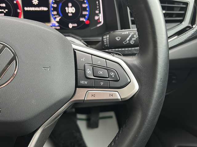 フォルクスワーゲン ＶＷ ポロ TSI アクティブ 埼玉県 2022(令4)年 0.8万km パープル メーカーナビ /ETC2.0 /バックカメラ/ドラレコ　/クルーズコントロール　/プッシュスタート　/ドアバイザー　/電格ミラー　/ステアリングスイッチ　/パーキングアシスト　/パドルシフト　/LEDライト　/オートライト　