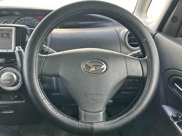 ダイハツ タント カスタム L 神奈川県 2011(平23)年 6.6万km ブラックマイカメタリック clarion製HDDナビ（MAX670）/ワンセグ/CD/DVD/片側イージークローザードア/純正１５インチアルミホイール/純正フロアマット/フォグランプ/電動格納ミラー/スマートキー/ドアバイザー/ETC/保証書/取扱説明書/ABS/盗難防止装置