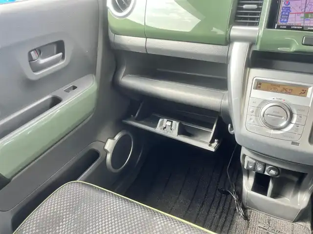 マツダ フレア クロスオーバー XT 島根県 2019(令1)年 7.8万km クールカーキパールメタリック 社外ＨＤＤナビ　/ワンセグTV　/ＤＶＤ再生　/クルーズコントロール　/前席シートヒーター　/パドルシフト/横滑り防止装置　/衝突被害軽減ブレーキ　/レーンキープアシスト　/盗難防止装置　/アイドリングストップ/プッシュスタート　/スマートキー/純正フロアマット/USB入力端子