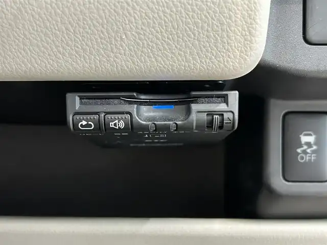 三菱 ｅＫワゴン M 鹿児島県 2017(平29)年 8.4万km コーラルピンクマイカ 禁煙車　/社外ナビ/(フルセグＴＶ/Ｂｌｕｅｔｏｏｔｈ/USB)　/ドライブレコーダー　/バックカメラ　/ＥＴＣ　/社外レーダー　/運転席シートヒーター　/電格ミラー　/アルミホイール　/フロアマット　/リモコンキー　/アイドリングストップ