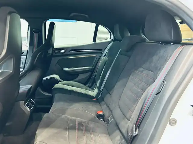 ルノー メガーヌ ルノースポール トロフィー 大阪府 2020(令2)年 1.8万km パール 純正ディスプレイオーディオ/applecarplay/バックカメラ/クルーズコントロール/ブラインドスポット/クリアランスソナー/純正19インチAW/LEDヘッドライト/パドルシフト/ETC/デジタルインナーミラー/レーダー探知機/スマートキー
