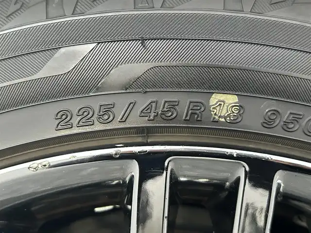 トヨタ クラウン ハイブリッド アスリートS 群馬県 2013(平25)年 13.6万km プレシャスブラックパール アドバンストパッケージ/レザーパッケージ/サンルーフ/純正HDDナビ/CD・DVD・BT・フルセグTV/バックカメラ/ビルトインETC/純正エンジンスターター/黒革シート/前席パワーシート/前席シートヒーター/前席シートベンチレーション/追従クルーズコントロール/横滑り防止装置/衝突軽減ブレーキ/アイドリングストップ/後期アスリートテールランプ/純正アルミホイール/取説・保証書