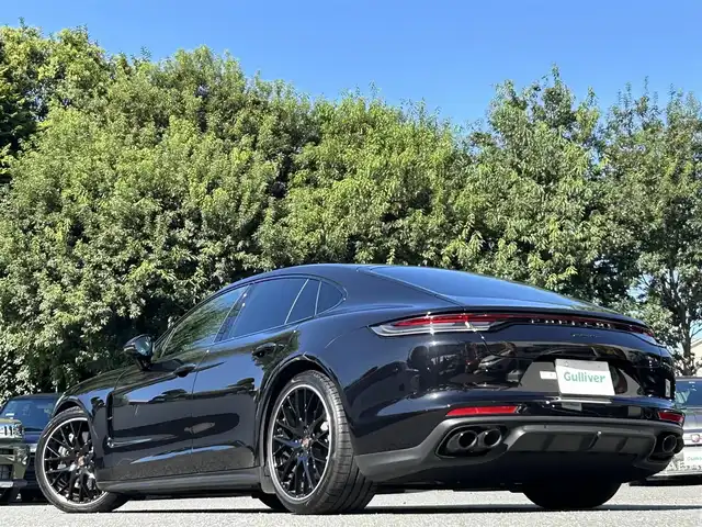 ポルシェ ポルシェ パナメーラ 東京都 2021(令3)年 2.4万km ジェットブラック ワンオーナー/パノラマルーフ/純正21インチアルミホイール/アダプティブクルーズ/LEDマトリクスヘッドランプ/4+1シート/運転席メモリー付きパワーシート/前席シートヒーター/ソフトクローズドア/パワートランク/純正ナビ/360°カメラ/BOSEサウンドシステム/純正ETC2.0/ドライブレコーダー