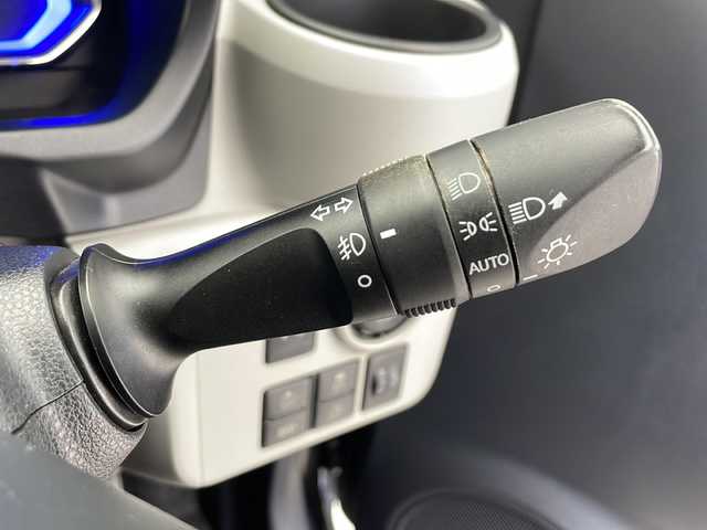 ダイハツ ミラ イース G SAⅢ 千葉県 2018(平30)年 3.2万km ブラックマイカメタリック 社外ナビ（フルセグTV/DVD/FM/ AM/BT)/ドラレコ/シートヒーター/ドアバイザー/ＥＴＣ/コーナーセンサー前後/パワーステアリング/パワーウィンドウ/アイドリングストップ/ＡＢＳ/横滑り防止装置/オートライト/LEDヘッドライト/フォグランプ/スマートキー/衝突軽減システム