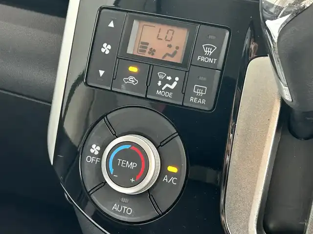 ダイハツ タント カスタム X SA 広島県 2014(平26)年 6万km ファイアークォーツレッドM 禁煙/純正ナビ/CD/DVD/DTV/Bluetooth/バックカメラ/両側パワースライドドア/LEDオートライト/ETC/スマートキー/プッシュスタート/純正フロアマット/純正ドアバイザー/前後ドライブレコーダー/ステアリングスイッチ/アイドリングストップ