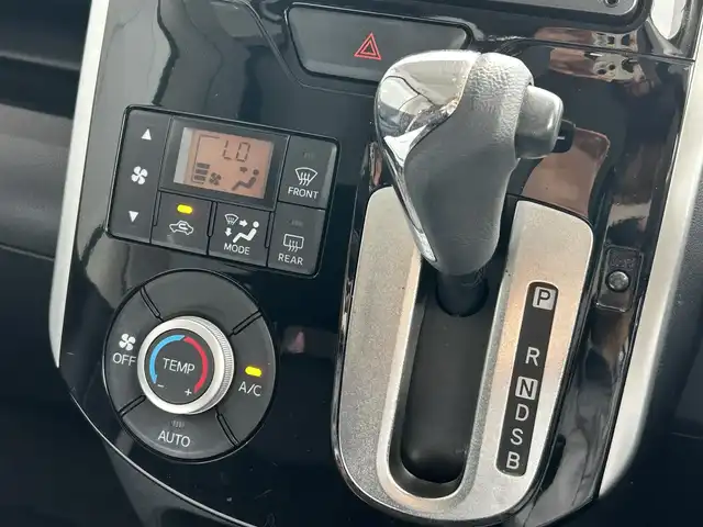 ダイハツ タント カスタム X SA 広島県 2014(平26)年 6万km ファイアークォーツレッドM 禁煙/純正ナビ/CD/DVD/DTV/Bluetooth/バックカメラ/両側パワースライドドア/LEDオートライト/ETC/スマートキー/プッシュスタート/純正フロアマット/純正ドアバイザー/前後ドライブレコーダー/ステアリングスイッチ/アイドリングストップ