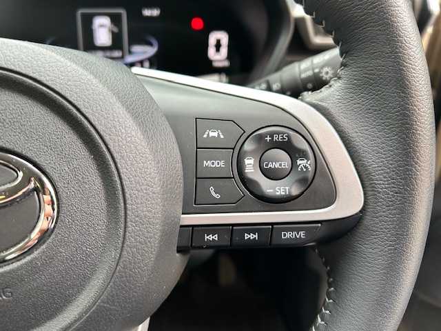 トヨタ ライズ Z 東京都 2022(令4)年 1.5万km ナチュラルベージュマイカM ワンオーナー/純正ナビ/(ワンセグTV/Bluetooth/CD/SD/AUX)/ETC/バックカメラ/前後ドライブレコーダー/前席シートヒーター/レーダークルーズ/レーンキープアシスト/衝突回避支援ブレーキ/ステアリングスイッチ/革巻きステアリング/パーキングセンサー/スペアキー1本/電格ミラー/純正フロアマット/保証書/取扱説明書