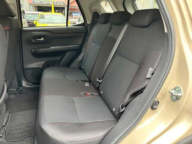 トヨタ ライズ Z 東京都 2022(令4)年 1.5万km ナチュラルベージュマイカM ワンオーナー/純正ナビ/(ワンセグTV/Bluetooth/CD/SD/AUX)/ETC/バックカメラ/前後ドライブレコーダー/前席シートヒーター/レーダークルーズ/レーンキープアシスト/衝突回避支援ブレーキ/ステアリングスイッチ/革巻きステアリング/パーキングセンサー/スペアキー1本/電格ミラー/純正フロアマット/保証書/取扱説明書