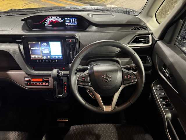 スズキ ソリオ バンディット HV MV 道東・釧路十勝 2022(令4)年 3.9万km スーパーブラックパール 4WD/ワンオーナー/純正メモリーナビ/  （DVD/CD/フルセグTV/Bluetooth）/全方位カメラ/衝突軽減ブレーキ/レーンキープアシスト/レーダークルーズコントロール/シートヒーター/コーナーセンサー/片側パワースライドドア/アイドリングストップ/横滑り防止装置/革巻きステアリング/ステアリングリモコン/ミラーヒーター/電動格納ミラー/ウィンカーミラー/ドライブレコーダー/ビルトインETC/純正ドアバイザー/純正フロアマット/スマートキー/エンジンプッシュスタート/スペアキー/取扱説明書/保証書/社外15インチアルミホイール/夏タイヤ積み込み/　　（165/65R15、4mm、純正AW）