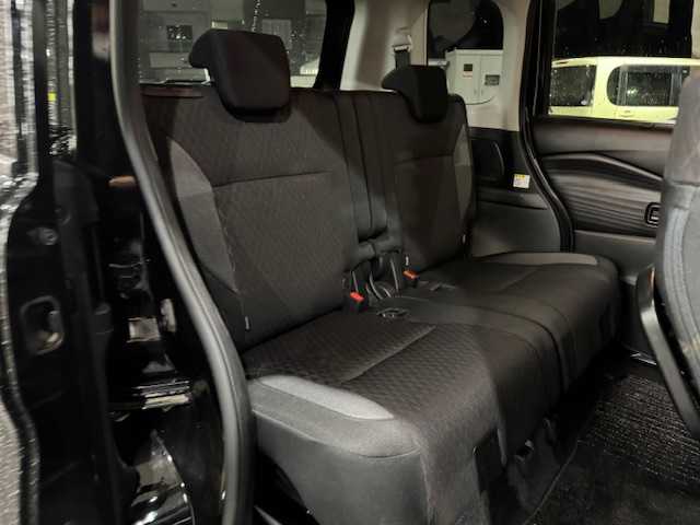 スズキ ソリオ バンディット HV MV 道東・釧路十勝 2022(令4)年 3.9万km スーパーブラックパール 4WD/ワンオーナー/純正メモリーナビ/  （DVD/CD/フルセグTV/Bluetooth）/全方位カメラ/衝突軽減ブレーキ/レーンキープアシスト/レーダークルーズコントロール/シートヒーター/コーナーセンサー/片側パワースライドドア/アイドリングストップ/横滑り防止装置/革巻きステアリング/ステアリングリモコン/ミラーヒーター/電動格納ミラー/ウィンカーミラー/ドライブレコーダー/ビルトインETC/純正ドアバイザー/純正フロアマット/スマートキー/エンジンプッシュスタート/スペアキー/取扱説明書/保証書/社外15インチアルミホイール/夏タイヤ積み込み/　　（165/65R15、4mm、純正AW）