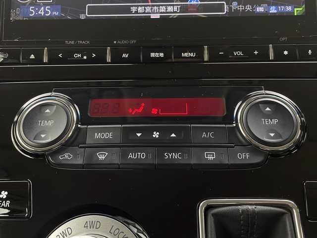 三菱 デリカＤ：５ P 栃木県 2019(令1)年 3.4万km ウォームホワイトP/スターリングシルバーM 純正10，1型ナビ/Bluetooth/フルセグTV/CD/DVD/AM/FM/マルチアラウンドビューモニター/衝突軽減ブレーキ/両側パワースライドドア/パワーバックドア/レーンディパーチャーアラート/アダプティブクルーズコントロール/ブラインドスポットモニター/AC100V電源(100W/120W)/LEDヘッドライト/オートハイビーム/電動パーキングブレーキ(HOLDスイッチ付)/パドルシフト/シートヒーター(D/N席)/アイドリングストップ/プッシュスタート/ETC/純正18インチアルミホイール/カーテンエアバッグ/スマートキー×2本/保証書、取扱説明書