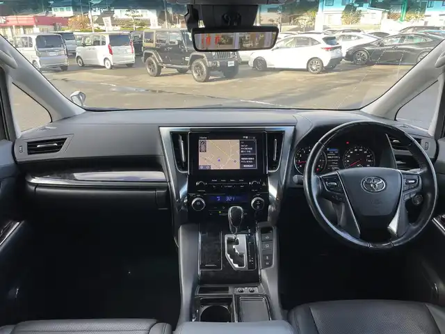 トヨタ アルファード S Cパッケージ 岡山県 2020(令2)年 6.3万km ホワイトパールクリスタルシャイン 純正9インチディスプレイオーディオ/フルセグTV、CD、DVD、Bluetooth、AM、FM/純正12インチフリップダウンモニター/デジタルインナーミラー/両側パワースライドドア/ツインムーンルーフ/モデリスタエアロ/ステアリングヒーター/前席シートヒーター/前席エアシート/メモリーシート/クリアランスソナー/レーダークルーズコントロール/レーンキープアシスト/パワーバックドア