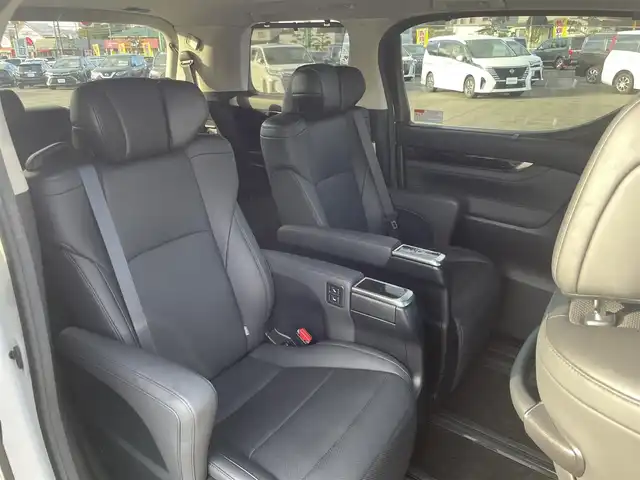 トヨタ アルファード S Cパッケージ 岡山県 2020(令2)年 6.3万km ホワイトパールクリスタルシャイン 純正9インチディスプレイオーディオ/フルセグTV、CD、DVD、Bluetooth、AM、FM/純正12インチフリップダウンモニター/デジタルインナーミラー/両側パワースライドドア/ツインムーンルーフ/モデリスタエアロ/ステアリングヒーター/前席シートヒーター/前席エアシート/メモリーシート/クリアランスソナー/レーダークルーズコントロール/レーンキープアシスト/パワーバックドア