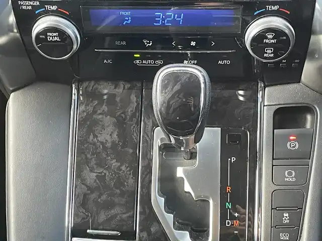 トヨタ アルファード S Cパッケージ 岡山県 2020(令2)年 6.3万km ホワイトパールクリスタルシャイン 純正9インチディスプレイオーディオ/フルセグTV、CD、DVD、Bluetooth、AM、FM/純正12インチフリップダウンモニター/デジタルインナーミラー/両側パワースライドドア/ツインムーンルーフ/モデリスタエアロ/ステアリングヒーター/前席シートヒーター/前席エアシート/メモリーシート/クリアランスソナー/レーダークルーズコントロール/レーンキープアシスト/パワーバックドア