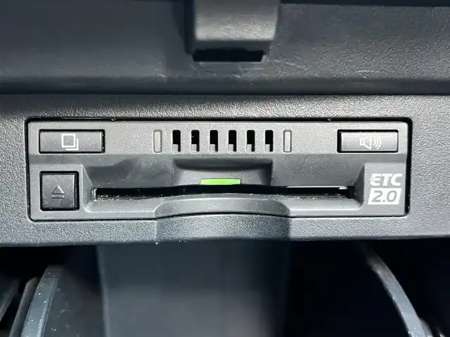 トヨタ ヴェルファイア Z Aエディション ゴールデンアイズ 滋賀県 2018(平30)年 5.7万km ブラック 純正10インチナビ/純正フリップダウンモニター/両側パワースライドドア/パワーリアゲート/ハーフレザーシート/バックカメラ/LEDヘッドライト/追従付クルーズコントトール/電子パーキング/オートホールド/前後ソナー/前方ドライブレコーダー