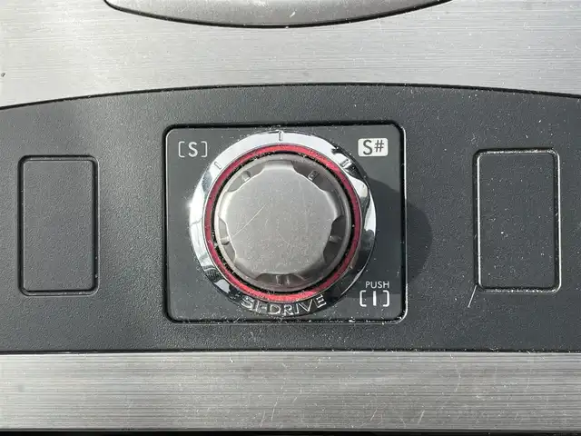 スバル アウトバック 2．5i Lパッケージ 新潟県 2010(平22)年 10.5万km サテンホワイトパール 4WD/メモリナビ/ワンセグテレビ/純正ホイールスタッドレスタイヤ装着/夏タイヤ車載/運転助手席パワーシート/ウィンカーミラー/ドアバイザー/プッシュスタート/ETC/パドルシフト/純正フロアマット/スペアキー1個