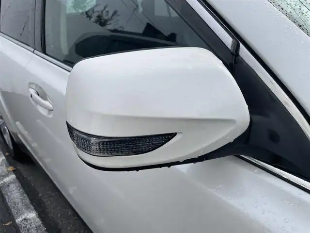 スバル アウトバック 2．5i Lパッケージ 新潟県 2010(平22)年 10.5万km サテンホワイトパール 4WD/メモリナビ/ワンセグテレビ/純正ホイールスタッドレスタイヤ装着/夏タイヤ車載/運転助手席パワーシート/ウィンカーミラー/ドアバイザー/プッシュスタート/ETC/パドルシフト/純正フロアマット/スペアキー1個