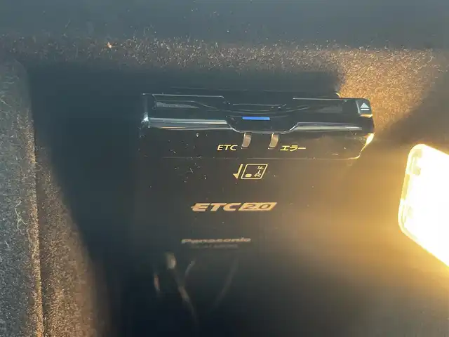 プジョー ３００８ アリュール LEDパッケージ 栃木県 2018(平30)年 4.5万km ペルラネラブラック ワンオーナー /パノラマサンルーフ /純正ディスプレイオーディオ/AppleCarPlay /ハーフレザーシート /アンイエンスライト /アクティブセーフティブレーキ /インテリジェントハイビーム /レーンキープアシスト /前後ドラレコ /ETC