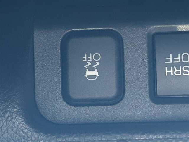 スバル フォレスター 2．0XT アイサイト 岐阜県 2016(平28)年 4.9万km クリスタルホワイトP ＳＤナビ/フルセグＴＶ/バックカメラ/ＥＴＣ/後席モニター/レーダークルーズコントロール/レーンキープアシスト/スマートキー/全席シートヒーター/アイサイト/ハーフレザーシート/ＬＥＤヘッドライト/前席パワーシート