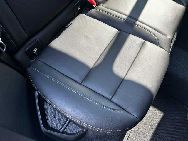 ボルボ ＸＣ４０ T4 AWD インスクリプション 富山県 2020(令2)年 4万km クリスタルホワイトP harman kandon/360°カメラ/黒レザーシート/前席・後席シートヒーター/ステアリングヒーター/フットオープナー/フルセグTV/Bluetooth接続/クルーズコントロール/プッシュスタート/ETC/グローブボックスクーラー/コーナーセンサー/アクティブベンディングライト/コーナリングライト/縦列駐車時自動発車/BLIS