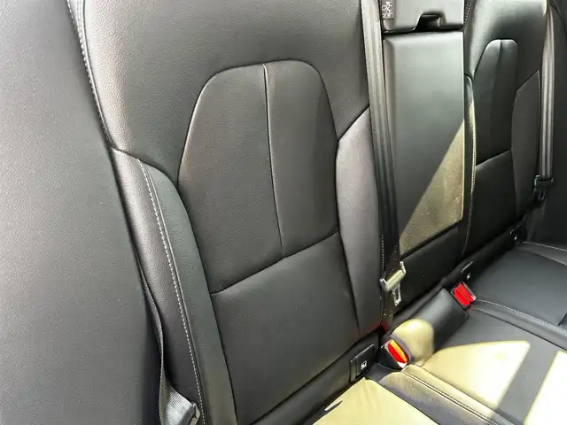 ボルボ ＸＣ４０ T4 AWD インスクリプション 富山県 2020(令2)年 4万km クリスタルホワイトP harman kandon/360°カメラ/黒レザーシート/前席・後席シートヒーター/ステアリングヒーター/フットオープナー/フルセグTV/Bluetooth接続/クルーズコントロール/プッシュスタート/ETC/グローブボックスクーラー/コーナーセンサー/アクティブベンディングライト/コーナリングライト/縦列駐車時自動発車/BLIS