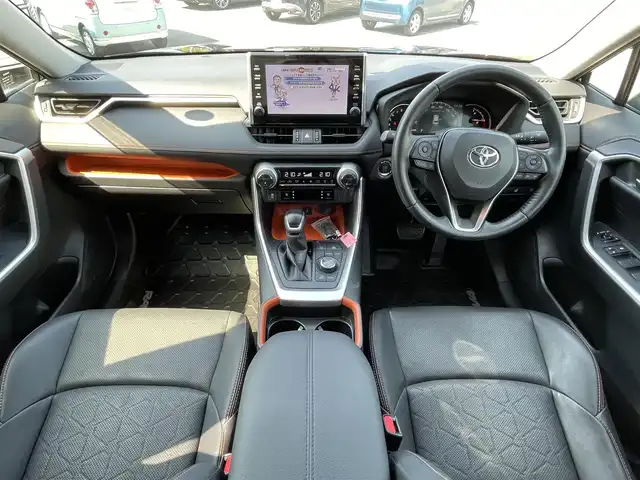 トヨタ ＲＡＶ４ アドベンチャー 愛媛県 2021(令3)年 3.3万km アティチュードブラックマイカ 純正ディスプレイオーディオ/BT/フルセグTV　/全周囲カメラ　/前後ドラレコ　/レーダークルーズコントロール　/電動リアゲート　/サンルーフ　/デジタルインナーミラー　/BSM　/Ｄ席パワーシート/D/N席シートエアコン　/D/N席シートヒーター/ETC/電動パーキングブレーキ/ステアリングヒーター/ダウンヒルアシストコントロール/電格ミラー/ルーフレール/ラゲッジマット/現状サマー(純正AＷ)(235/55/R19)