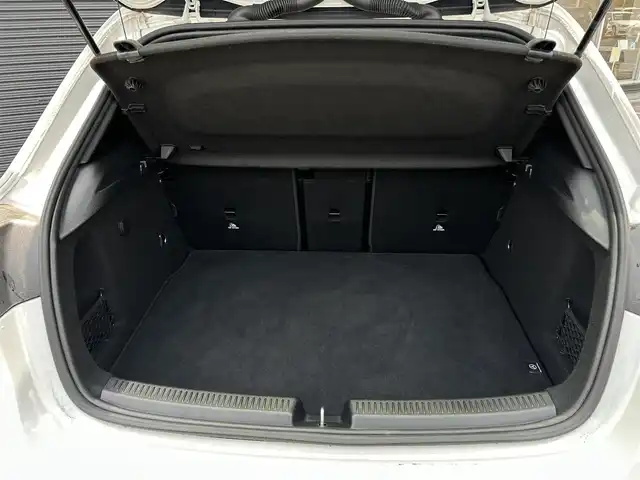 メルセデス・ベンツ Ｍ・ベンツ Ａ２００ｄ AMGライン 茨城県 2021(令3)年 3.2万km デジタルホワイト RSP /ACC /LKA /BSA /Bカメラ /パークトロニック /半革 /シートヒーター /M付パワーシート /ナビ /12セグ /BT /USB /マルチLED /オートハイビーム /キーレスゴー /ETC2.0 /禁煙車