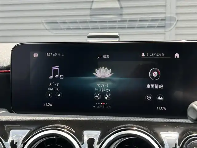 メルセデス・ベンツ Ｍ・ベンツ Ａ２００ｄ AMGライン 茨城県 2021(令3)年 3.2万km デジタルホワイト RSP /ACC /LKA /BSA /Bカメラ /パークトロニック /半革 /シートヒーター /M付パワーシート /ナビ /12セグ /BT /USB /マルチLED /オートハイビーム /キーレスゴー /ETC2.0 /禁煙車