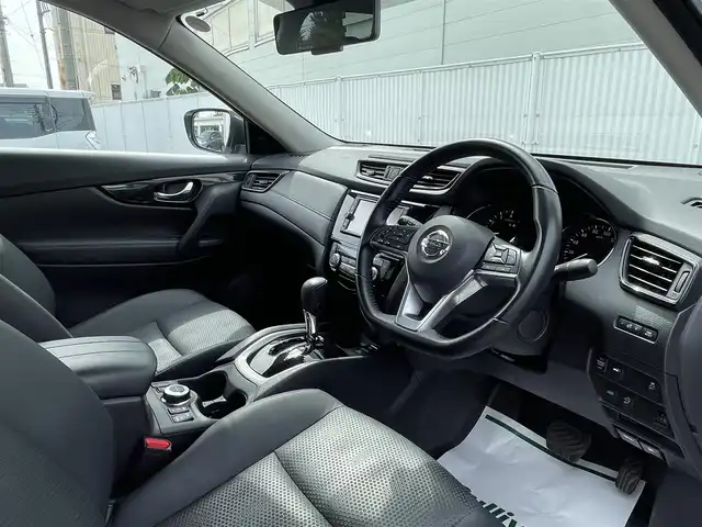 日産 エクストレイル 20Xi レザーエディション 群馬県 2020(令2)年 3.4万km ブリリアントホワイトパール プロパイロット/エマージェンシーブレーキサポート/純正ナビ【MM319D-W】/・CD/DVD/・Bluetooth/・フルセグ/スマートキー/プッシュスタート/ETC/レーダークルーズ/パワーバックドア/全席シートヒーター/純正18アルミホイール/ABS/横滑り防止装置/前後コーナーセンサー/セキュリティアラーム/オートライト/LEDヘッドライト/Wエアバック