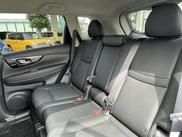日産 エクストレイル 20Xi レザーエディション 群馬県 2020(令2)年 3.4万km ブリリアントホワイトパール プロパイロット/エマージェンシーブレーキサポート/純正ナビ【MM319D-W】/・CD/DVD/・Bluetooth/・フルセグ/スマートキー/プッシュスタート/ETC/レーダークルーズ/パワーバックドア/全席シートヒーター/純正18アルミホイール/ABS/横滑り防止装置/前後コーナーセンサー/セキュリティアラーム/オートライト/LEDヘッドライト/Wエアバック