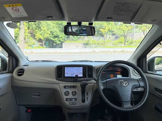 トヨタ ピクシスエポック L 大阪府 2015(平27)年 6.4万km コットンアイボリー /禁煙車//社外ナビ【AVN-D10W】/・CD/SD/Bluetooth/フルTV/DVD//バックカメラ//ナビ連動ドラレコ//ETC//キーレス//純正マット・バイザー//アイドリングストップ