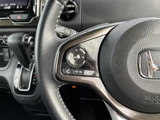 ホンダ Ｎ ＢＯＸ カスタム G L ターボ ホンダセンシング 千葉県 2019(令1)年 2.3万km ミラノレッド 社外8インチSDナビ/(FM/AM/TV/Bluetooth)/バックカメラ/衝突被害軽減システム/車線逸脱警報/クルーズコントロール/ハーフレザーシート/両側パワースライドドア/横滑り防止装置/ETC/ドライブレコーダー/アイドリングストップ/LEDヘッドライト/フォグランプ/オートライト/ウィンカーミラー/電動格納ミラー/純正15インチAW/シートヒーター/シートリフター/禁煙車/プッシュスタート/スマートキー/フロアマット/ドアバイザー/スペアキー