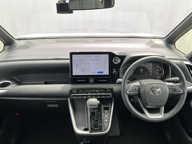 トヨタ ノア S－Z 愛媛県 2022(令4)年 5.9万km ホワイトパールクリスタルシャイン 純正ナビ/Bluetooth/フルセグTV/HDMI/DVD/バックカメラ/ETC2.0/フリップダウンモニター/前後ドラレコ/両側パワースライドドア/シートヒーター/クルコン/LEDヘッドライト/オートライト/オートマチックハイビーム/純正17インチアルミホイール/純正フロアマット/プリクラッシュ/コーナーセンサー/ＭＴモード付き