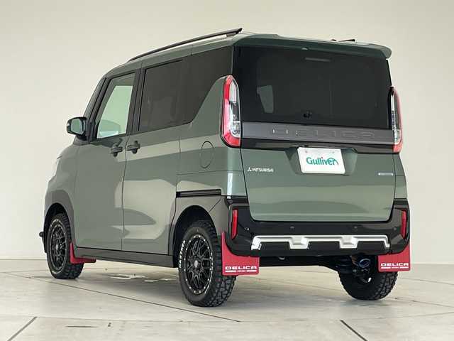 三菱 デリカミニ T プレミアム 愛知県 2024(令6)年 0.5万km ＤグリーンＭ マイパイロット/フロントバンパーガード/純正9型ナビ/全方位カメラ/両側パワースライドドア/クルーズコントロール/シートヒーター/ハンズフリースライドドア/バックカメラ/コーナーセンサー/アルミホイール/ルーフレール/LEDヘッドライト/パドルシフト/インテリジェントミラー/ステアリングヒーター/オートマチックハイビーム/ドライブレコーダー/ETC/衝突軽減システム/フルセグ/CD DVD/Bluetooth/ステアリングスイッチ/スマートキー/プッシュスタート