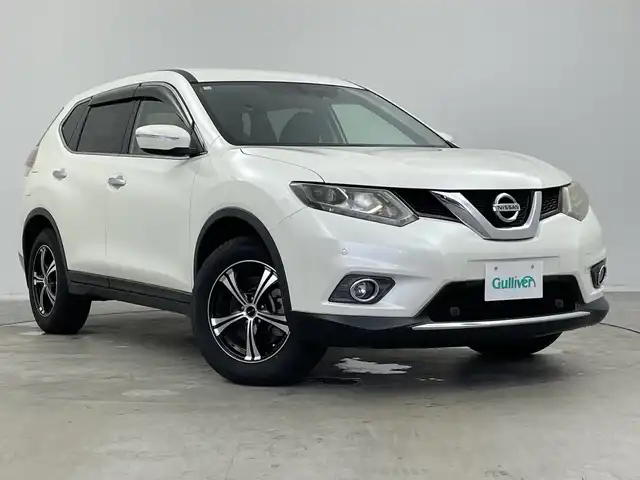 日産 エクストレイル 20X エマージェンシーブレーキ 新潟県 2016(平28)年 9.5万km ブリリアントホワイトパール 7人乗り/4WD/3列シート/エマージェンシーブレーキ/社外ナビ（フルセグTV/CD/DVD/BT/SD/iPod）/バックカメラ/ETC/社外AW/シートヒーター（D/N）/スマートキー/プッシュスタート/純正フロアマット/LEDヘッドライト/オートライト/前後コーナーセンサー/ダウンヒルアシスト/アイドリングストップ/革巻きステアリング