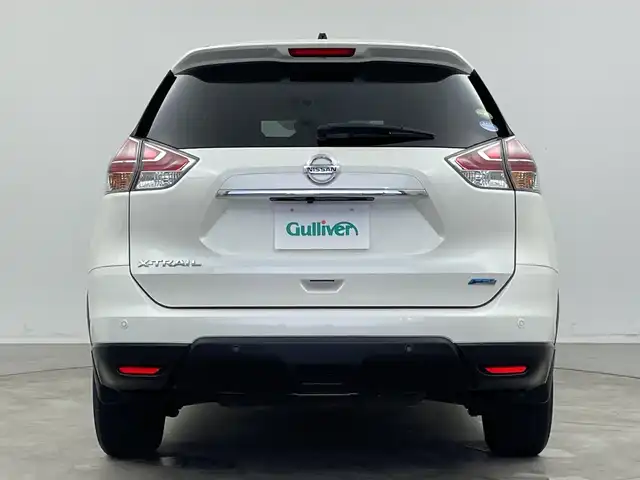 日産 エクストレイル 20X エマージェンシーブレーキ 新潟県 2016(平28)年 9.5万km ブリリアントホワイトパール 7人乗り/4WD/3列シート/エマージェンシーブレーキ/社外ナビ（フルセグTV/CD/DVD/BT/SD/iPod）/バックカメラ/ETC/社外AW/シートヒーター（D/N）/スマートキー/プッシュスタート/純正フロアマット/LEDヘッドライト/オートライト/前後コーナーセンサー/ダウンヒルアシスト/アイドリングストップ/革巻きステアリング