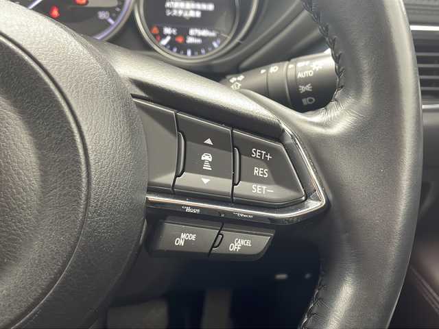 マツダ ＣＸ－８ XD プロアクティブ 沖縄県 2018(平30)年 8.8万km スノーフレイクホワイトパールマイカ 純正SDナビ/　CD/DVD/BT/USB/フルセグ/360°ビューモニター/BOSEサウンドシステム/AlPINEフリップダウンモニター/ビルトインETC/純正ドライブレコーダー（V7-590）/衝突被害軽減システム/レーンキープアシスト/アダプティブクルーズコントロール/コーナーセンサー/ブラインドスポットモニター/ヘッドアップディスプレイ/前席シートヒーター/オートライト/LEDヘッドライト/純正19インチAW/純正フロアマット/プッシュスタート/スマートキ―