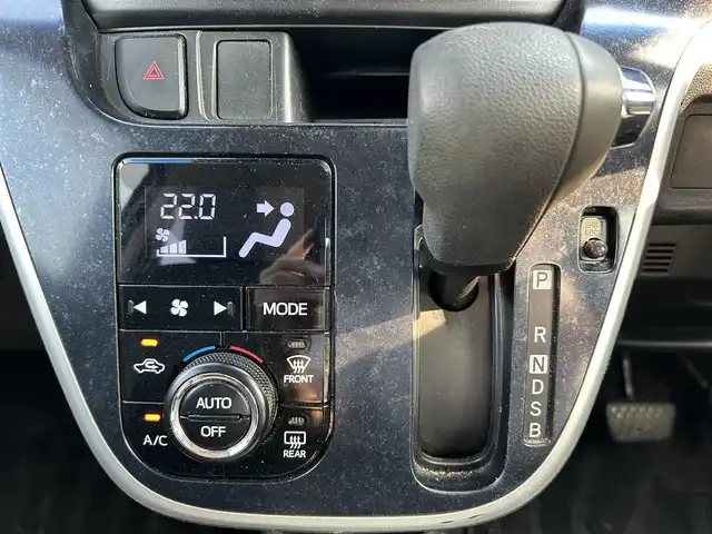 ダイハツ ムーヴ カスタム X ハイパー SAⅡ 鹿児島県 2015(平27)年 6.1万km パールホワイトⅢ 社外ＳＤナビ/　　CD/DVD/BT/フルセグ/バックカメラ/LEDヘッドライト/ハーフレザーシート/純正14インチアルミホイール/アイドリングストップ/スマートキー/社外ドライブレコーダー/クリアランスソナー/オートライト