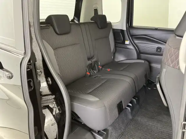 スズキ ソリオ バンディット HV MV 新潟県 2023(令5)年 3.5万km スーパーブラックパール ケンウッドメモリナビ/(MDV-D310)/(CD.ワンセグ.Bluetooth)/バックカメラ/デュアルカメラブレーキサポート/レーダークルーズコントロール/レーンキープアシスト/革巻きステアリング/LEDオートライト/フォグランプ/両側パワースライドドア/ヘッドアップディスプレイ/リアコーナーセンサー/前席シートヒーター/プッシュスタート/スマートキー