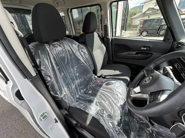 日産 ルークス ハイウェイスター X 愛媛県 2024(令6)年 1.4万km ホワイトパール 純正９型ナビ/全周囲カメラ/左側電動スライドドア/左側ハンズフリースライド/インテリジェントルームミラー/セーフティシールド/クリアランスソナー/リアサーキュレーター/後席サンシェイド/アイドリングストップ/ETC/純正フロアマット/ステアリングリモコン/電格ミラー/ヘッドライトレベライザー/LEDヘッドライト/フォグランプ/禁煙