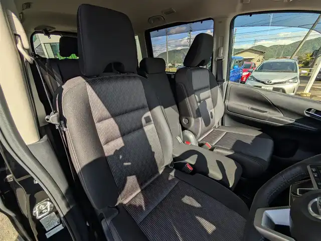 日産 セレナ ハイウェイスター V 福井県 2021(令3)年 1.9万km 黒 社外ナビTV/(TV/Bluetooth/CD/DVD)/社外11.6インチ後席フリップダウンモニター/全方位モニター/プロパイロット/エマージェンシーブレーキ/レーダークルーズコントロール/アイドリングストップ/オートブレーキホールド/両側電動パワースライドドア/3列シート/純正AW/純正フロアマット/ETC2.0/ドライブレコーダー/スマートキー