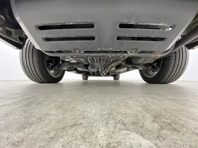 三菱 デリカＤ：５ P 千葉県 2021(令3)年 3.5万km スターリングシルバーM 純正１０型ナビ/AM＆FM＆CD＆DVD＆Bluetooth＆フルセグTV/全方位カメラ/e-アシスト/ビルトインＥＴＣ　/オートステップ　/ルーフレール（terzo)/両側電動スライドドア　/電動トランク　/純正１８インチホイール　/純正フロアマット　/ブラインドスポットモニター　/パドルシフト/レーダークルーズコントロール/衝突軽減ブレーキ/ベージュ内装/LEDヘッドライト/オートマチックハイビーム/電動格納サイドミラー/アイドリングストップ/純正ドアバイザー/プッシュスタート/シートヒーター/１００V電源