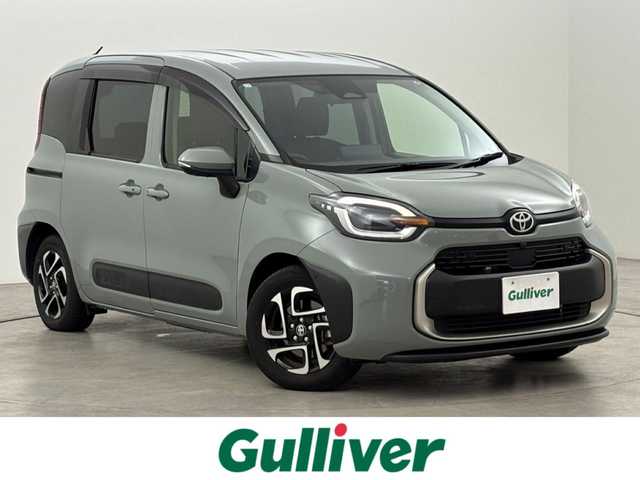 トヨタ シエンタ ハイブリッド Z 福岡県 2023(令5)年 1.7万km アーバンカーキ 純正１０．５型ナビ／フルセグＴＶ　/全方位カメラ　/ビルトインETC2.0　/レーダークルコン　/コーナーセンサー　/衝突軽減ブレーキ　/レーンキープ　/ＢＳＭ　/アクセル踏み間違い防止　/パーキングアシスト　/両側電動スライドドア　/純正１５インチアルミホイール