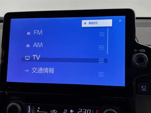 トヨタ シエンタ ハイブリッド Z 福岡県 2023(令5)年 1.7万km アーバンカーキ 純正１０．５型ナビ／フルセグＴＶ　/全方位カメラ　/ビルトインETC2.0　/レーダークルコン　/コーナーセンサー　/衝突軽減ブレーキ　/レーンキープ　/ＢＳＭ　/アクセル踏み間違い防止　/パーキングアシスト　/両側電動スライドドア　/純正１５インチアルミホイール