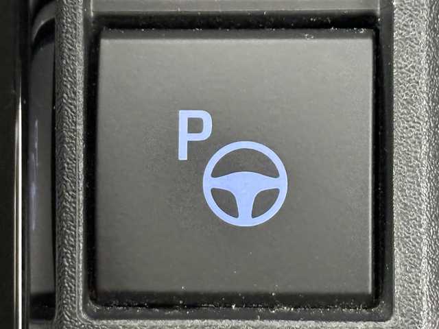 トヨタ シエンタ ハイブリッド Z 福岡県 2023(令5)年 1.7万km アーバンカーキ 純正１０．５型ナビ／フルセグＴＶ　/全方位カメラ　/ビルトインETC2.0　/レーダークルコン　/コーナーセンサー　/衝突軽減ブレーキ　/レーンキープ　/ＢＳＭ　/アクセル踏み間違い防止　/パーキングアシスト　/両側電動スライドドア　/純正１５インチアルミホイール