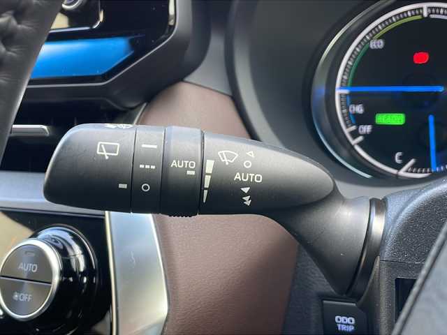 トヨタ ハリアー ハイブリッド G 愛知県 2021(令3)年 8.9万km ホワイトパールクリスタルシャイン /禁煙//ワンオーナー//ディスプレイオーディオ//AM/FM/USB/BT/フルセグ/AUX/Miracast//バックカメラ//ビルトインETC//デジタルインナーミラー//純正18AW//Toyota Safety Sense//PCS/LTA/RSA/RCTA/ACC/BSM//先行車発進告知//後退速度抑制//VSC//クリアランスソナー//ハーフレザーシート//パワーシート//パワーバックドア//電動パーキング//ブレーキホールド//EVモード/ドライブモード//SPORT/NORMAL/ECO//LEDオートライト//オートハイビーム//オートリトラクタブルミラー//純正フロアマット//取扱説明書/保証書/スペアキー有//記録簿R3/R5/R6/R7