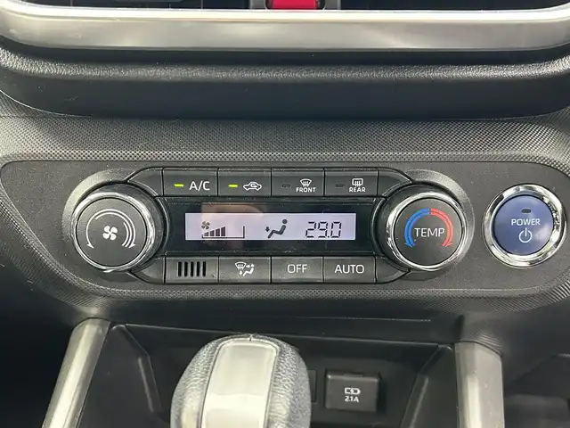 トヨタ ライズ Z 福井県 2022(令4)年 1.5万km ブラックマイカメタリック セールスポイント/社外ナビ/フルセグTV/USB/AutoLink/SD/D/Nシートヒーター/レーダークルーズコントロール/コーナーセンサー/LEDヘッドライト/レーンキープアシスト/純正アルミホイール/純正フロアマット/プッシュスタート/パワーステアリング/パワーウィンドウ/衝突軽減装置/横滑り軽減装置/オートライト/オートマチックハイビーム/ダブルエアバッグ